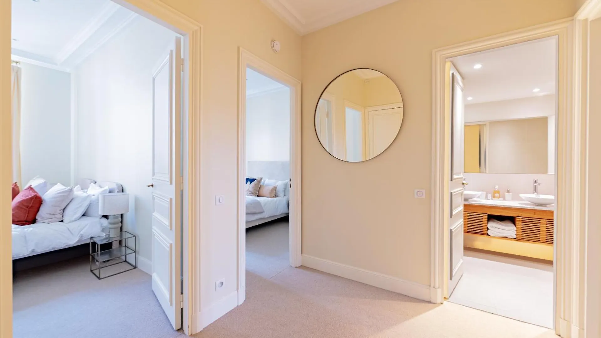 Apartamento Timeless Elegance In París