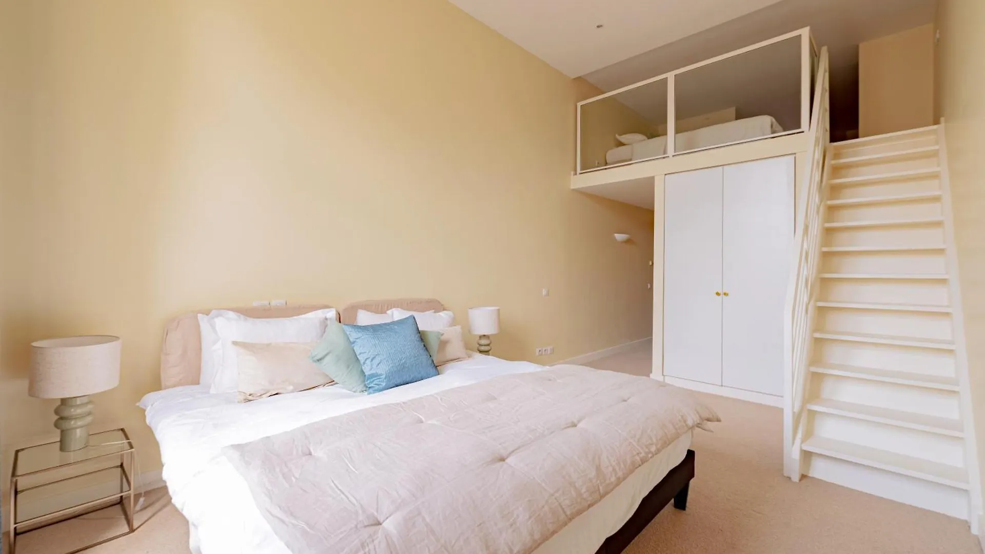 Timeless Elegance In Apartment *